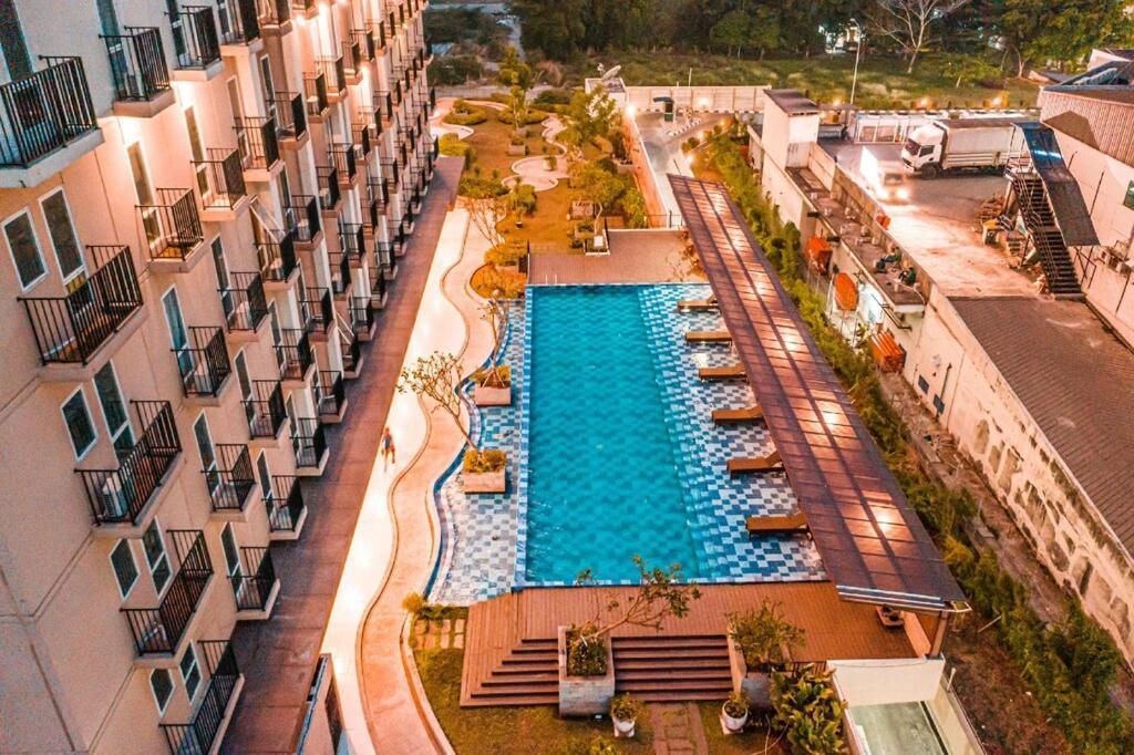 Azalea Suites Cikarang By Jayakarta Group Exterior foto